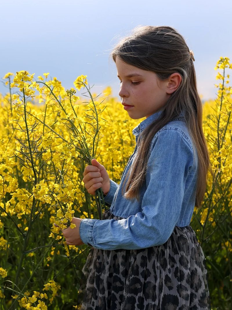 Children's photo session in Sunny Beach, frame 1