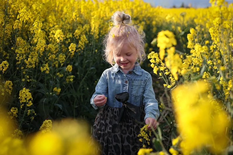 Children's photo session in Sunny Beach, frame 7