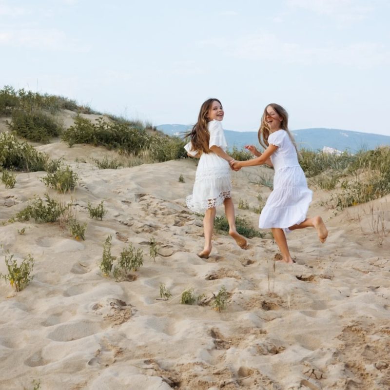 Children's photo session in Sunny Beach, frame 3