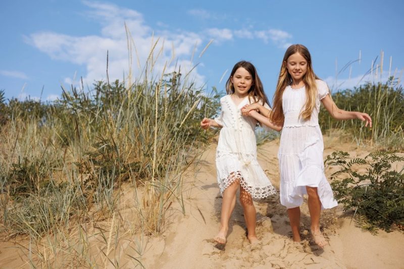 Children's photo session in Sunny Beach, frame 6