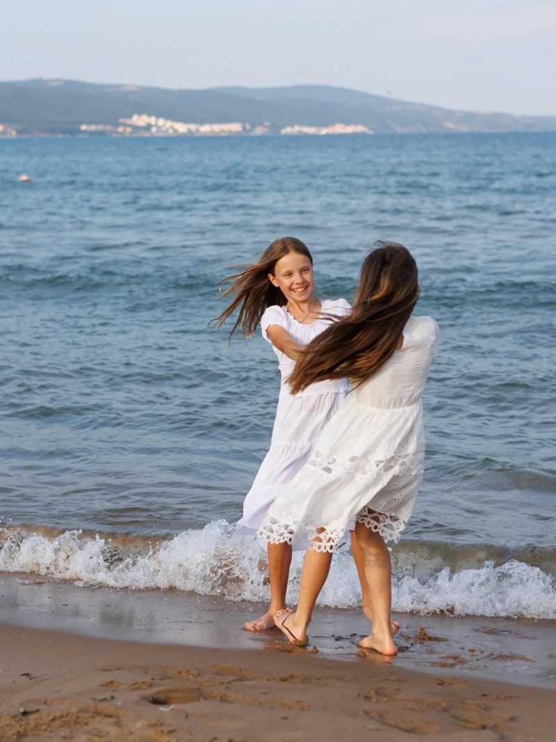 Children's photo session in Sunny Beach, frame 11