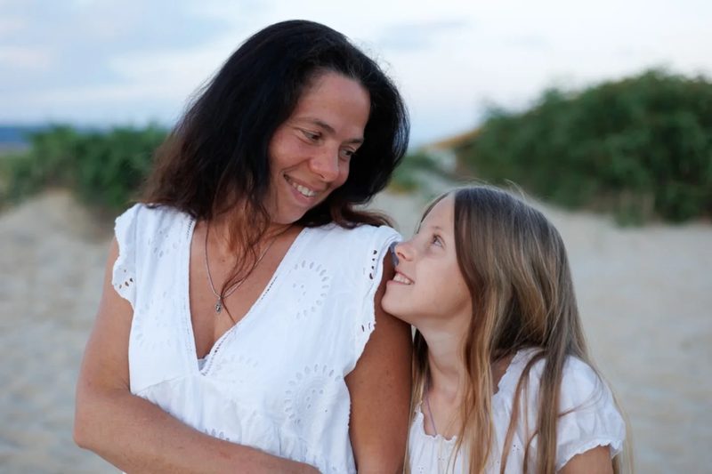 Family photo session in Sunny Beach, frame 10